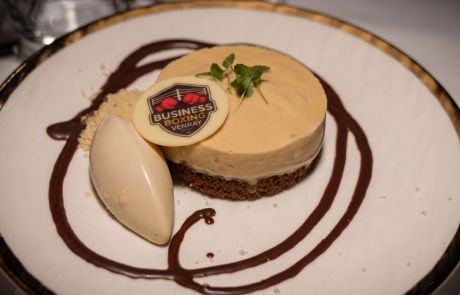 Culinair diner verzorgd tijdens Business Boxing Venray boxing gala